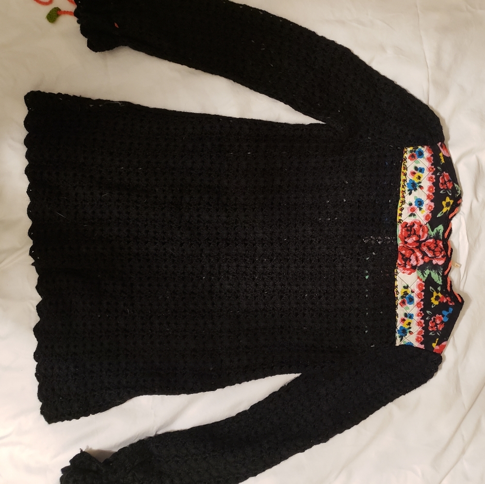 Sweater - Picture 2 of 3